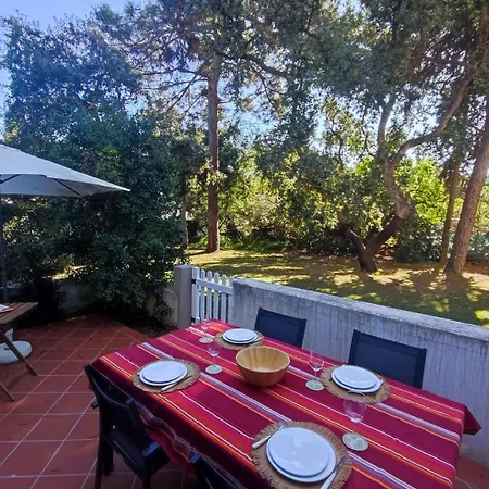 Apartament T2 Apartment With Private Garden In The Balaia *