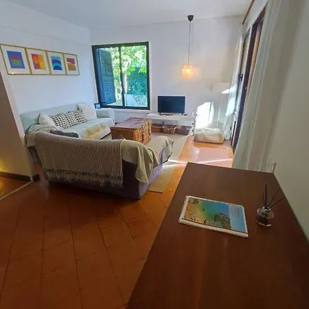 Lejlighed T2 With Private Garden In The Balaia *