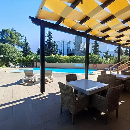 T2 With Private Garden In The Balaia Lejlighed